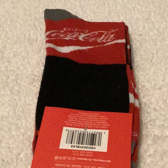 Coca Cola Casual Socks Red and Black Crew - Picture 4 of 8